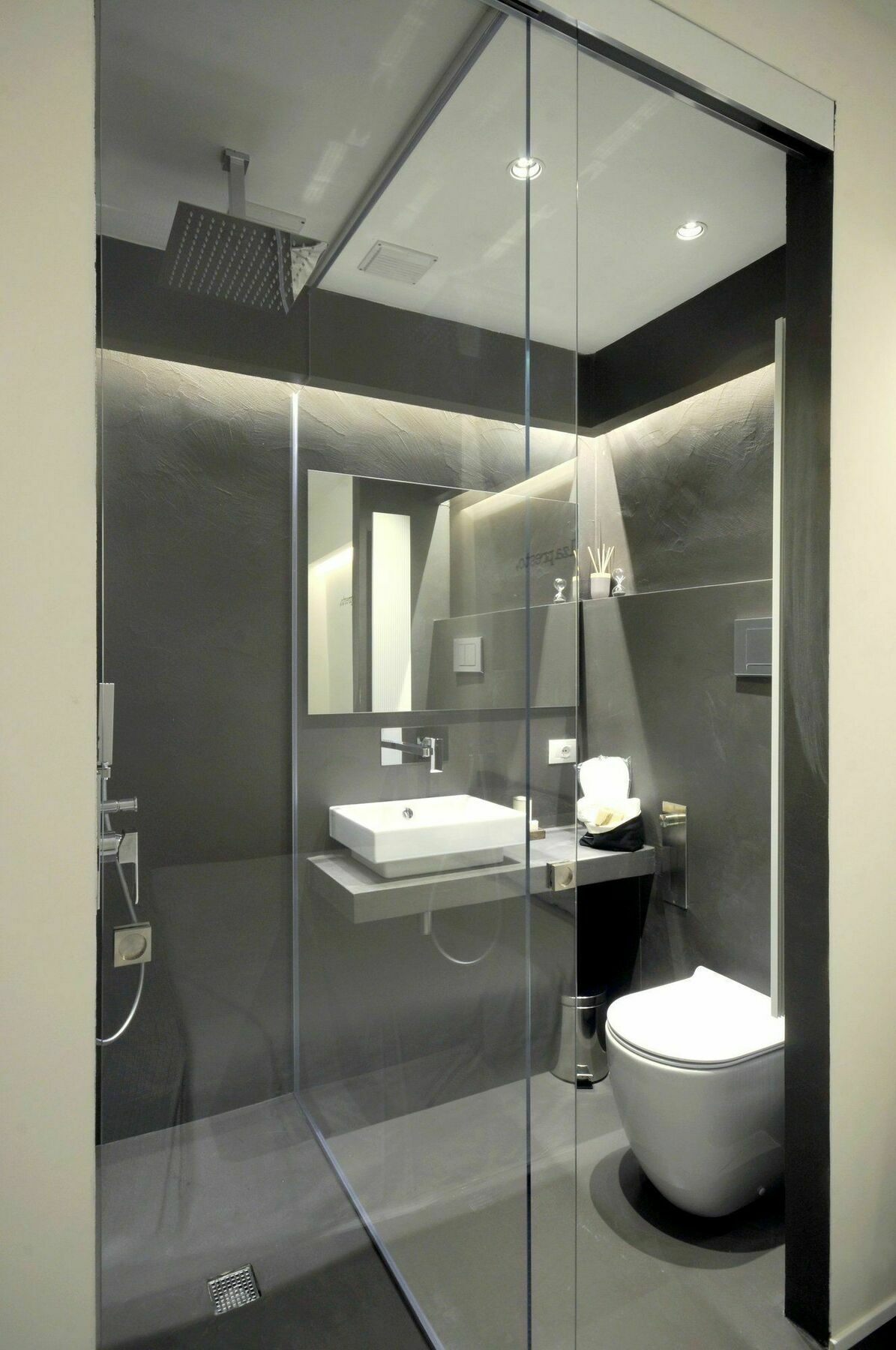 Emilia Suite Design Modena Bagian luar foto